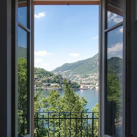 La Dolce - The House Of Travelers