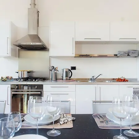 La Dolce - The House Of Travelers Villa Como
